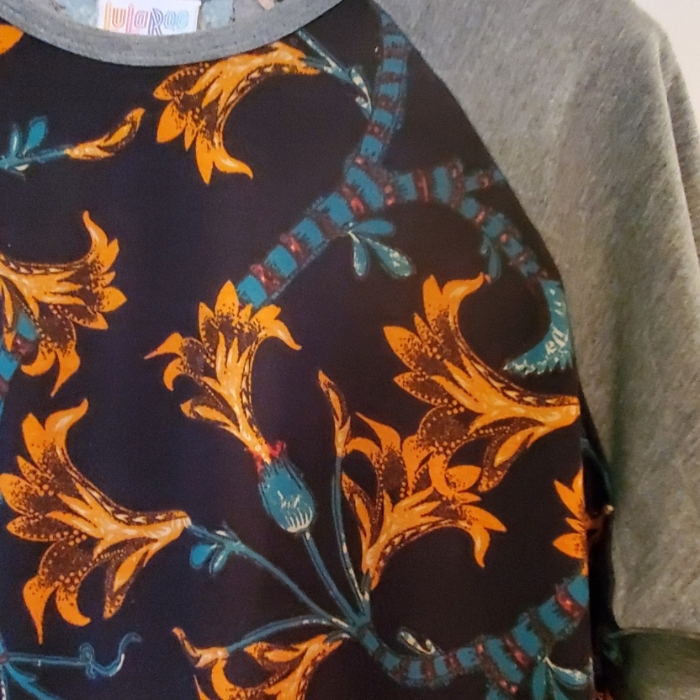 🌟SALE🌟  Lularoe Randy - Picture 2 of 4